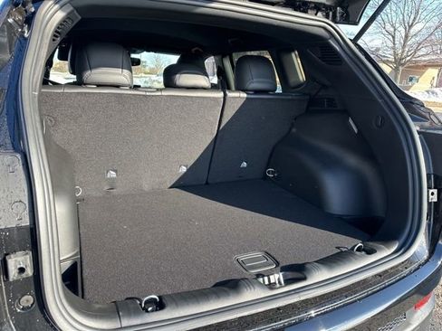 New 2026 Jeep Compass Latitude image 13