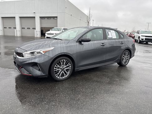 Used 2023 Kia Forte GT-Line w/ GT-Line Technology Package image 5