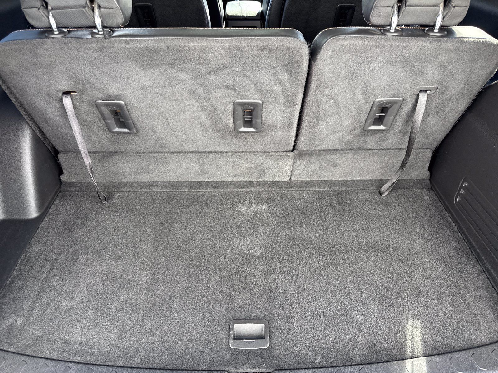 Used 2019 Chevrolet Traverse LT w/ LPO, Floor Liner Package AWD/4WD image 27