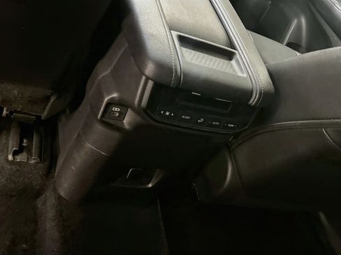 Used 2025 Toyota Grand Highlander AWD image 28