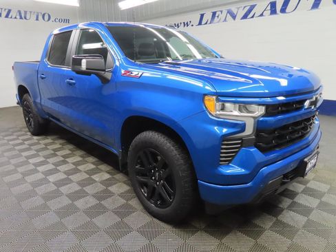 Used 2024 Chevrolet Silverado 1500 RST AWD/4WD image 3