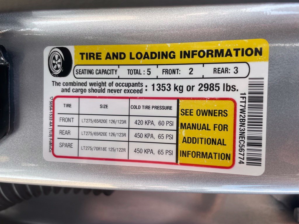 Used 2022 Ford F250 Lariat w/ Black Appearance Package AWD/4WD image 36