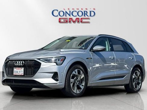 Used 2021 Audi e-tron Premium w/ Convenience Plus Package AWD/4WD image 8