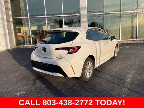Used 2024 Toyota Corolla SE image 3