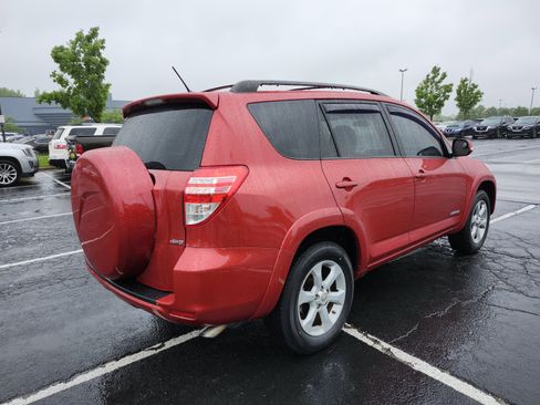Used 2011 Toyota RAV4 Limited w/ Limited Extra Value Pkg AWD/4WD image 16