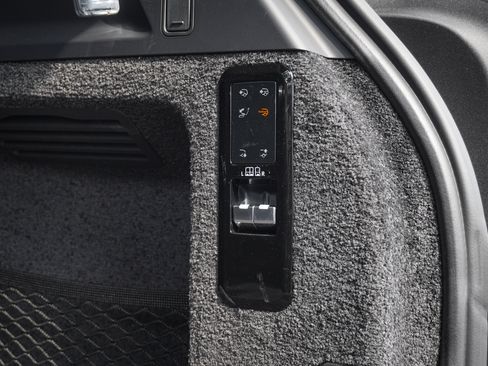 Used 2024 Land Rover Range Rover Autobiography AWD/4WD image 35