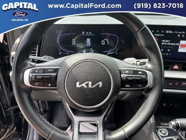 Used 2025 Kia Sportage EX w/ Premium Package FWD image 25