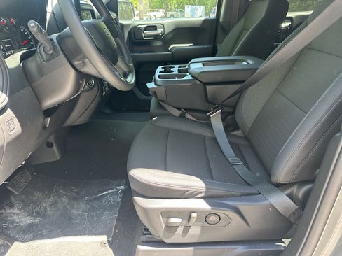 Used 2026 Chevrolet Silverado 1500 Custom Trail Boss w/ LPO, Dark Essentials Package AWD/4WD image 11