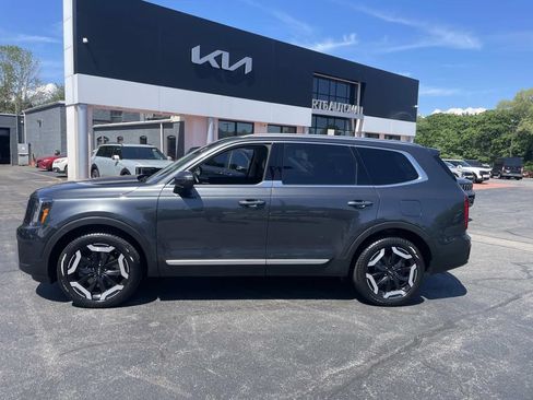 Used 2023 Kia Telluride S w/ S Sunroof Package AWD/4WD image 2