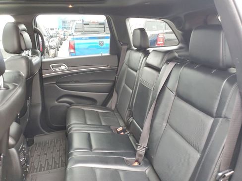 Used 2022 Jeep Grand Cherokee Limited w/ Luxury Group II image 30