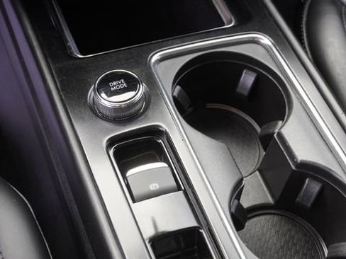 Used 2022 Lincoln Corsair AWD w/ Equipment Group 101A image 25