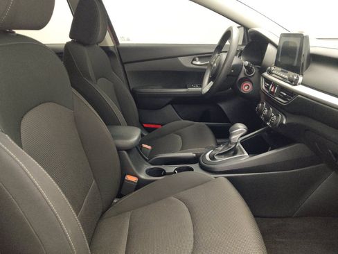 Used 2020 Kia Forte LXS FWD image 21