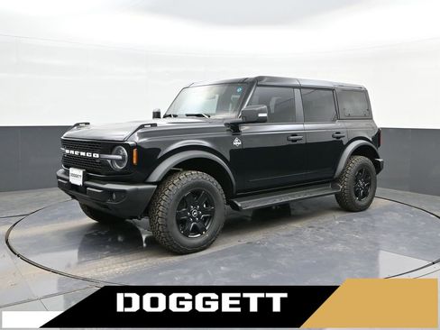 New 2025 Ford Bronco Outer Banks image 1