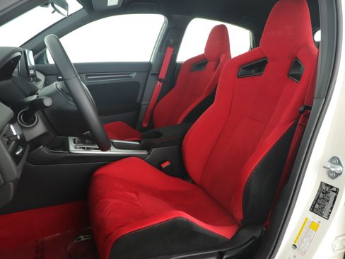 Used 2024 Honda Civic Type R image 12