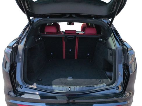 Used 2024 Alfa Romeo Stelvio Veloce AWD/4WD image 27