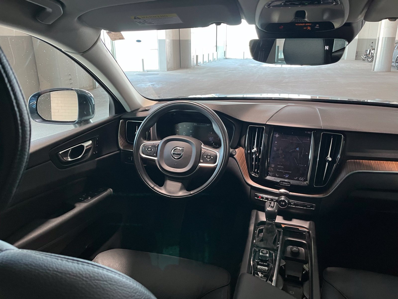 Used 2021 Volvo XC60 T6 Momentum w/ Premium Package AWD/4WD image 41