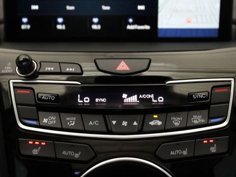 Used 2025 Acura RDX SH-AWD w/ Technology Package image 32