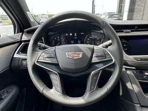 New 2025 Cadillac XT5 Premium Luxury w/ Technology Package image 11