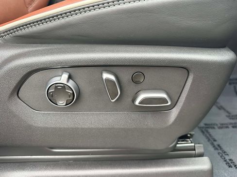 Certified 2024 GMC Sierra 1500 Denali Ultimate image 27