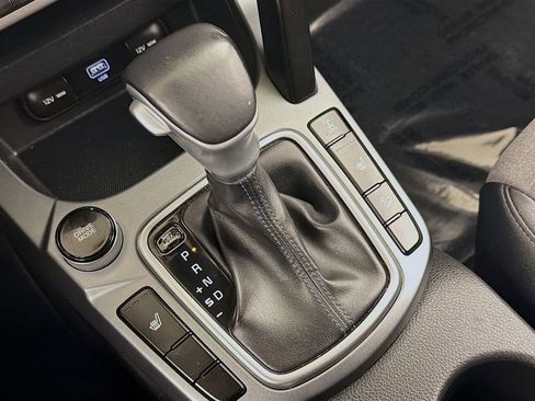 Used 2021 Kia Seltos S image 16