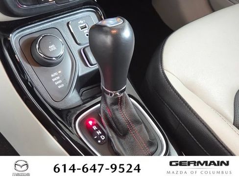 Used 2021 Jeep Compass Limited AWD/4WD image 28