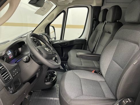 New 2025 RAM ProMaster 2500 w/ Convenience Group image 5