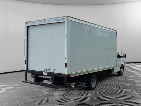 New 2026 Chevrolet Express 4500 w/ Power Convenience Package RWD image 5