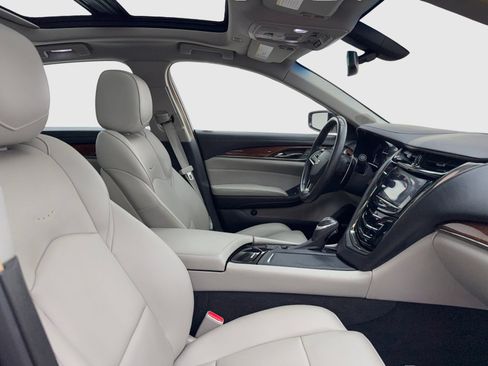 Used 2019 Cadillac CTS Sedan RWD image 39