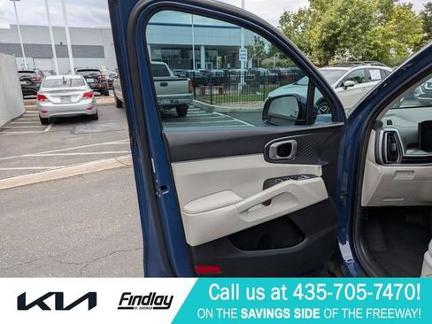 Used 2025 Kia Sorento S w/ Panoramic Sunroof Package AWD/4WD image 13