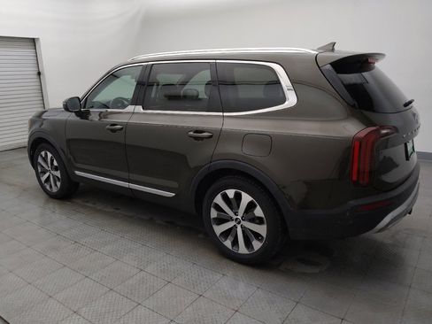 Used 2021 Kia Telluride EX w/ EX Premium Package FWD image 3