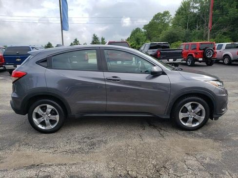 Used 2019 Honda HR-V LX image 8