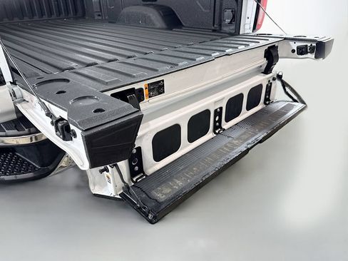 Used 2024 GMC Sierra 3500 SLE w/ SLE Convenience Package AWD/4WD image 31