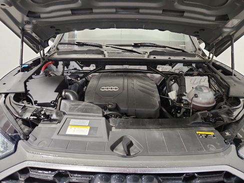 Used 2023 Audi Q5 2.0T Premium w/ Convenience Package image 42