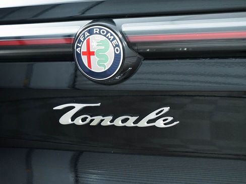 New 2024 Alfa Romeo Tonale Ti image 49