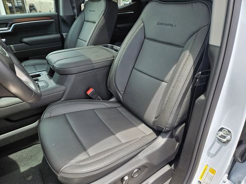 New 2026 GMC Sierra 1500 Denali AWD/4WD image 22
