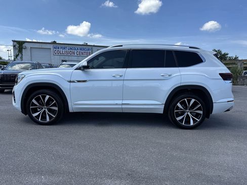 Used 2026 Volkswagen Atlas SEL Premium R-Line AWD/4WD image 16