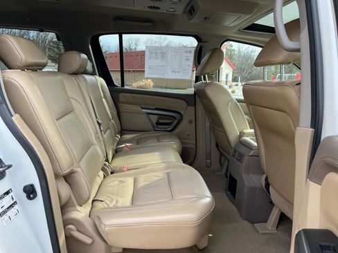 Used 2015 Nissan Armada SL w/ Moonroof Package RWD image 26