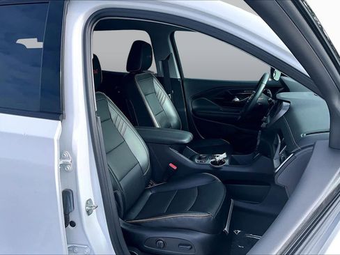 Used 2024 GMC Terrain AT4 w/ Infotainment Package II AWD/4WD image 16
