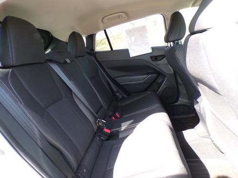 Used 2025 Subaru Crosstrek 2.0i Premium image 22