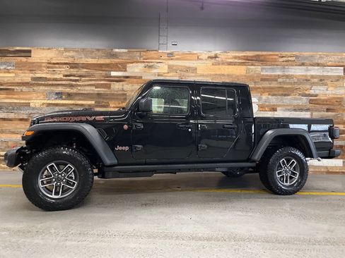 New 2026 Jeep Gladiator Mojave AWD/4WD image 22