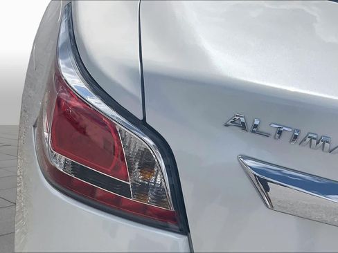 Used 2014 Nissan Altima 3.5 SL w/ Technology Package FWD image 28