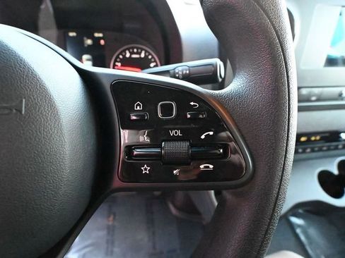 Used 2024 Mercedes-Benz Sprinter 2500 image 42
