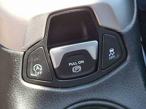 Used 2018 Jeep Compass Sport image 24