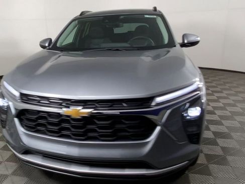 New 2026 Chevrolet Trax LT w/ Driver Confidence Package image 5