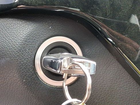 Used 2017 Mercedes-Benz GLE 350 4MATIC image 26
