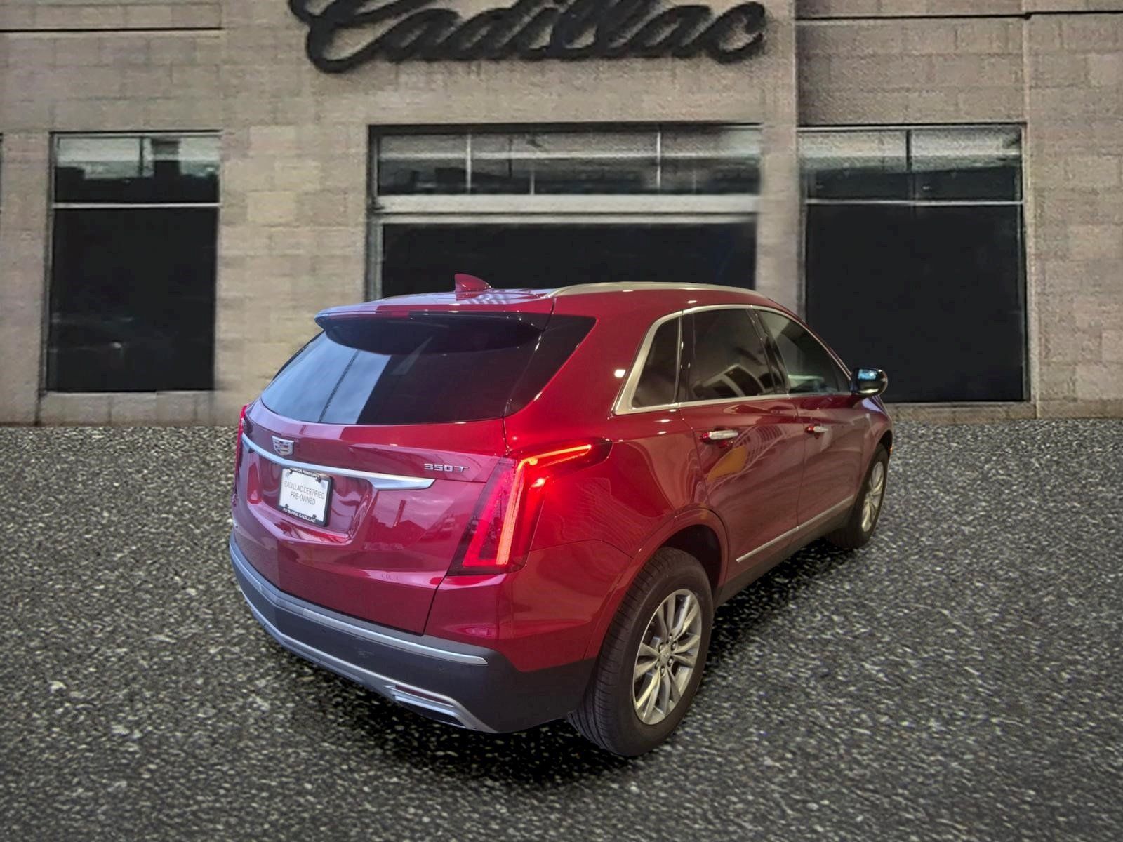 Certified 2023 Cadillac XT5 Premium Luxury AWD/4WD image 5