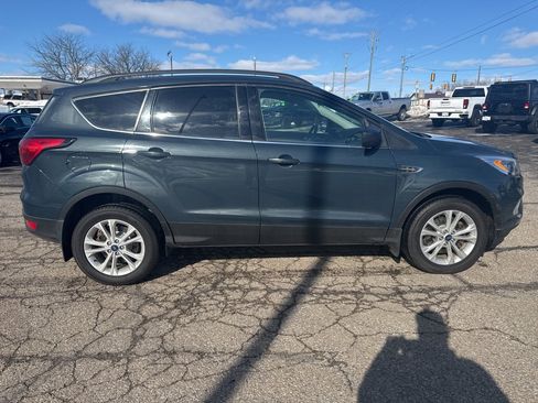 Used 2019 Ford Escape SEL image 7