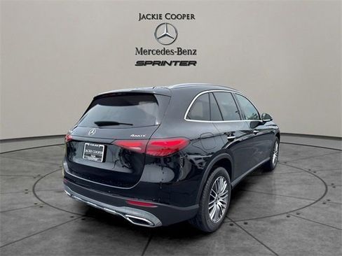 New 2025 Mercedes-Benz GLC 300 4MATIC image 4