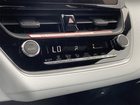 New 2026 Toyota Corolla SE image 15