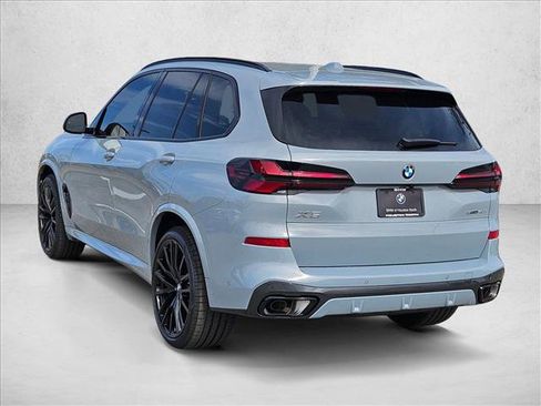 Used 2026 BMW X5 sDrive40i w/ M Sport Package RWD image 7